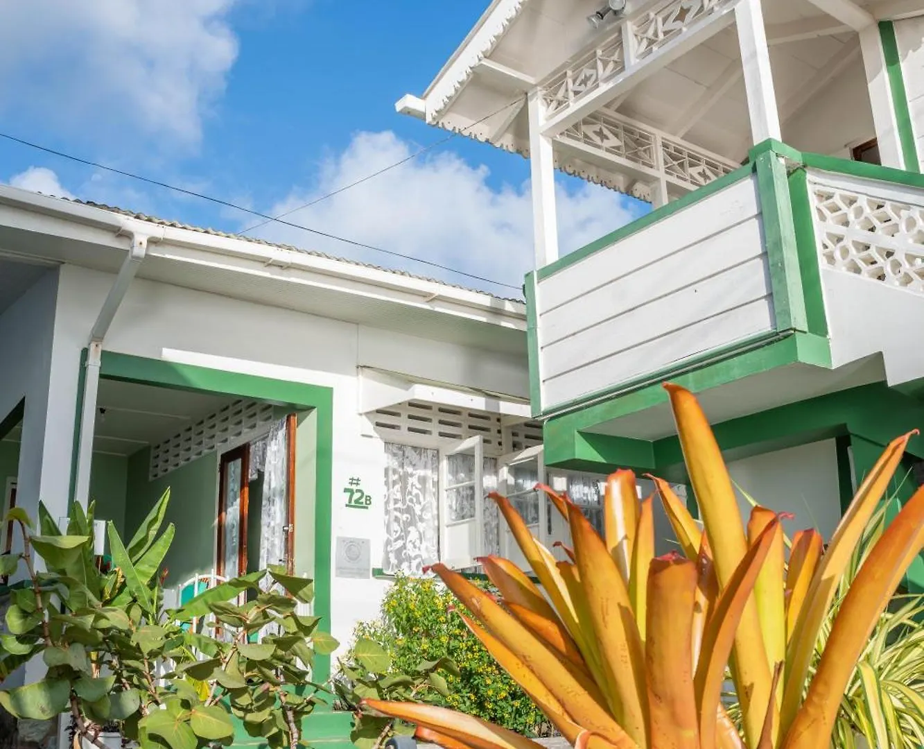 Cholson Chalets Charlotteville Apartment