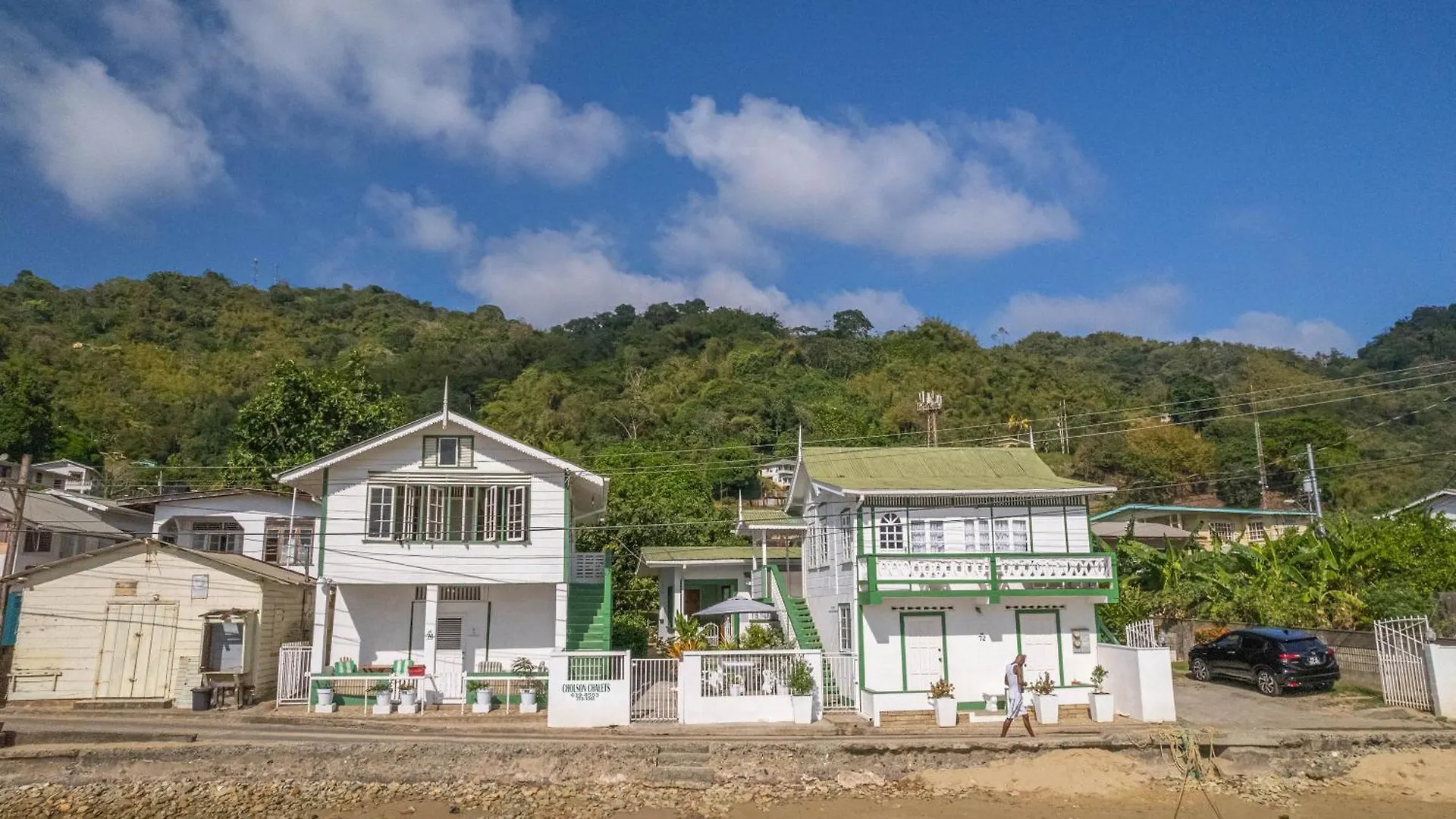 Cholson Chalets Charlotteville