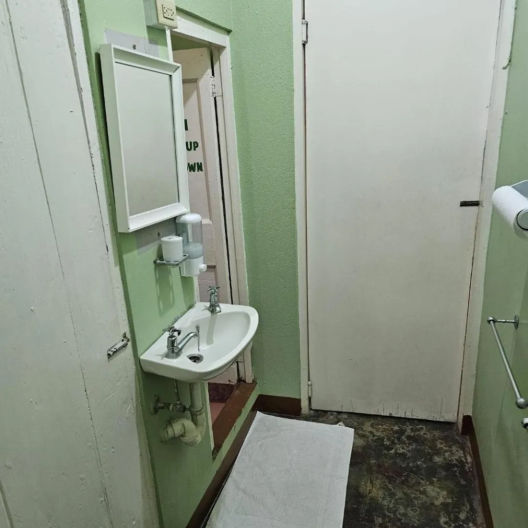 Cholson Chalets Charlotteville Apartment