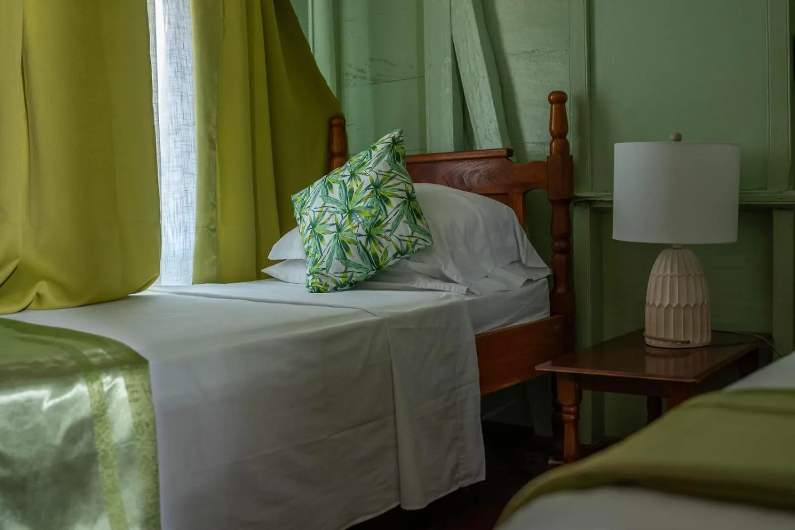 Apartment Cholson Chalets Charlotteville Trinidad And Tobago